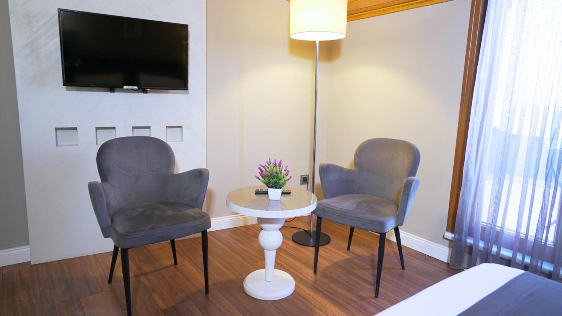 Arnavutkoy Homey Airport Hotel מראה חיצוני תמונה